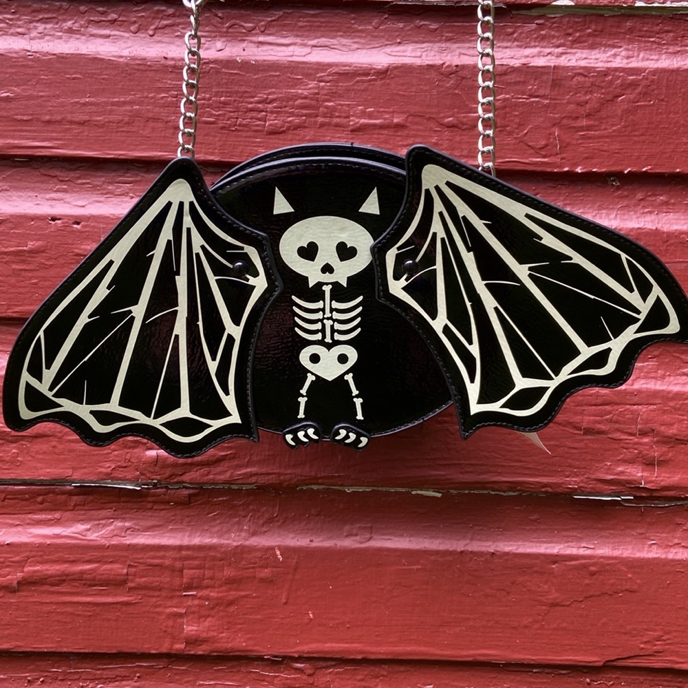 New! Betsey Johnson Movable Wings Glow-in-the-Dark Bat Skeleton Crossbody Bag